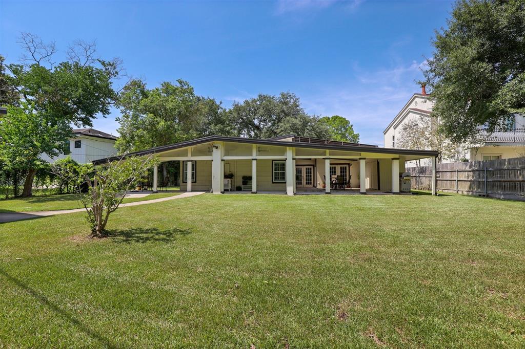 10813 1 Willowisp Drive, Houston, Texas 77035, 3 Bedrooms Bedrooms, 9 Rooms Rooms,2 BathroomsBathrooms,Single-family,For Sale,Willowisp,44702973