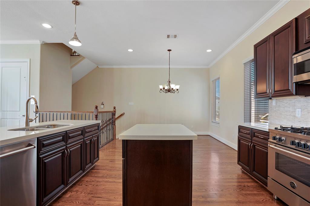 2710 3 Link Road, Houston, Texas 77009, 3 Bedrooms Bedrooms, 6 Rooms Rooms,3 BathroomsBathrooms,Single-family,For Sale,Link,55619588