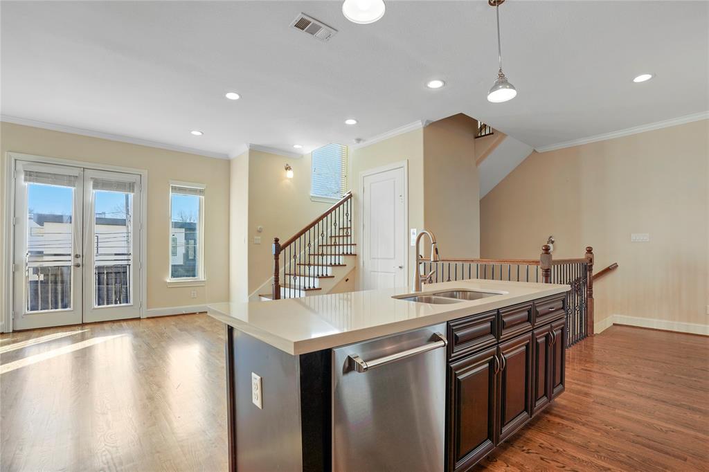 2710 3 Link Road, Houston, Texas 77009, 3 Bedrooms Bedrooms, 6 Rooms Rooms,3 BathroomsBathrooms,Single-family,For Sale,Link,55619588