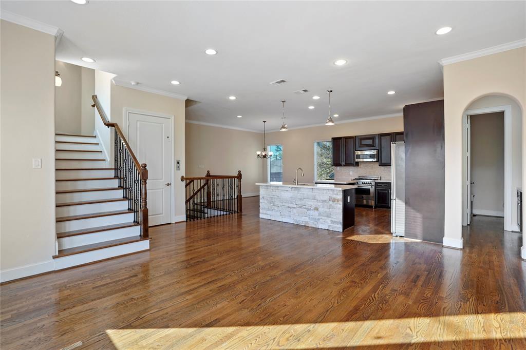 2710 3 Link Road, Houston, Texas 77009, 3 Bedrooms Bedrooms, 6 Rooms Rooms,3 BathroomsBathrooms,Single-family,For Sale,Link,55619588