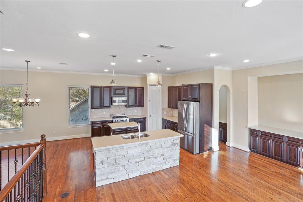 2710 3 Link Road, Houston, Texas 77009, 3 Bedrooms Bedrooms, 6 Rooms Rooms,3 BathroomsBathrooms,Single-family,For Sale,Link,55619588