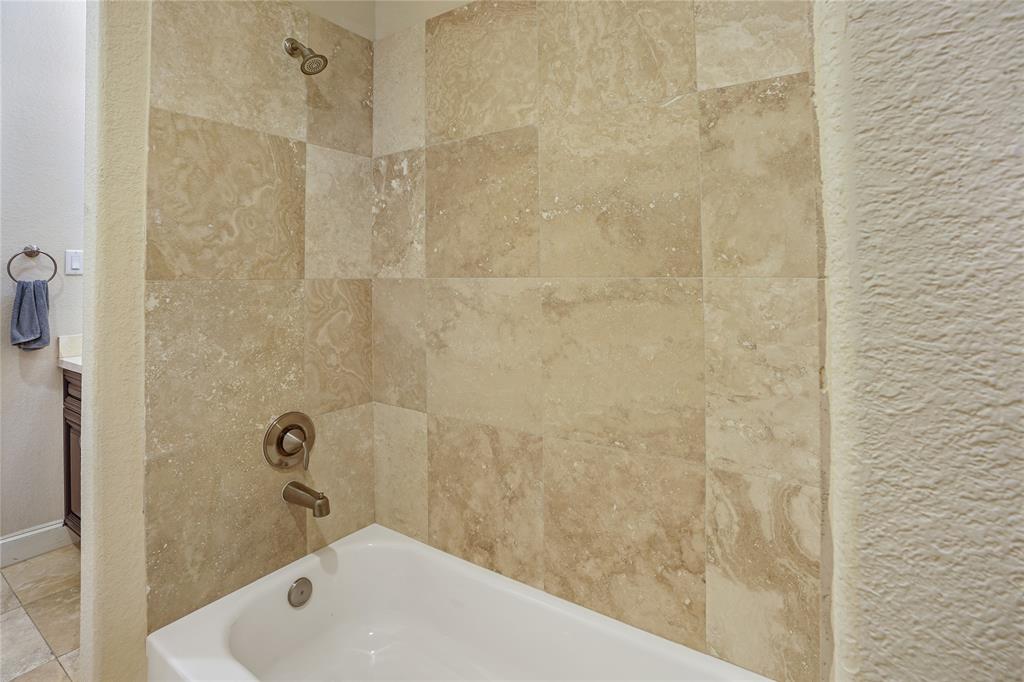 2710 3 Link Road, Houston, Texas 77009, 3 Bedrooms Bedrooms, 6 Rooms Rooms,3 BathroomsBathrooms,Single-family,For Sale,Link,55619588