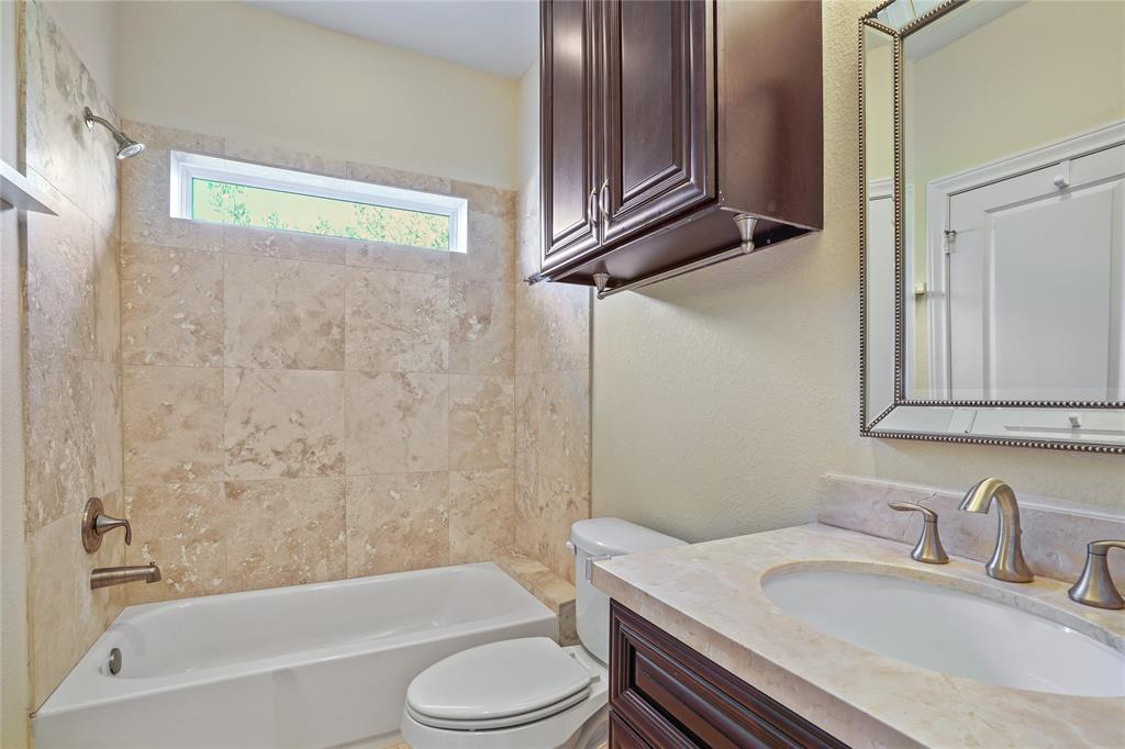 2710 3 Link Road, Houston, Texas 77009, 3 Bedrooms Bedrooms, 6 Rooms Rooms,3 BathroomsBathrooms,Single-family,For Sale,Link,55619588