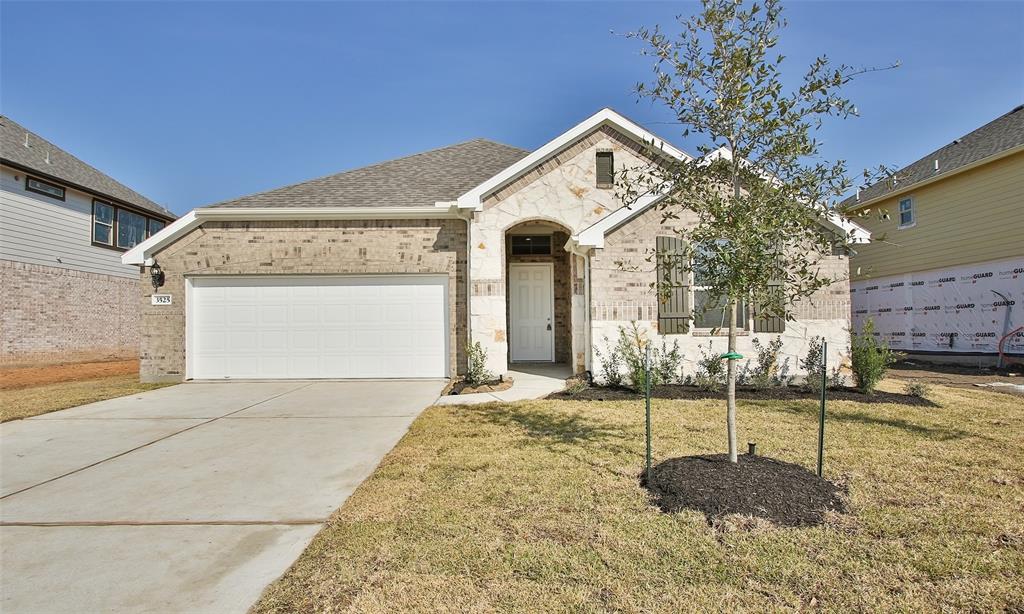 3525 1 Jasperstone Lane, Pearland, Texas 77581, 3 Bedrooms Bedrooms, 5 Rooms Rooms,2 BathroomsBathrooms,Single-family,For Sale,Jasperstone,45973279