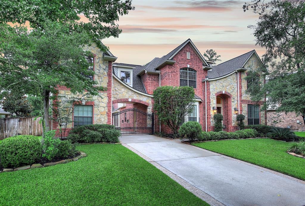 58 2 FAIR MANOR Circle, The Woodlands, Texas 77382, 4 Bedrooms Bedrooms, 13 Rooms Rooms,3 BathroomsBathrooms,Single-family,For Sale,FAIR MANOR,34687687