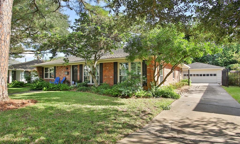 3503 1 Broadmead Drive, Houston, Texas 77025, 3 Bedrooms Bedrooms, 8 Rooms Rooms,2 BathroomsBathrooms,Single-family,For Sale,Broadmead,31257942