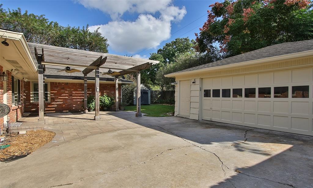 3503 1 Broadmead Drive, Houston, Texas 77025, 3 Bedrooms Bedrooms, 8 Rooms Rooms,2 BathroomsBathrooms,Single-family,For Sale,Broadmead,31257942