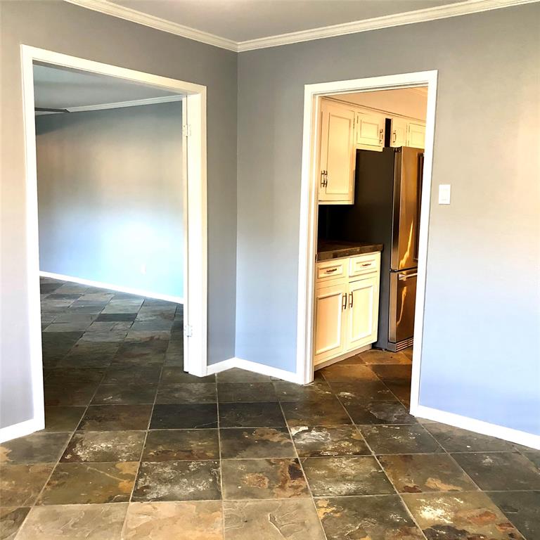 5607 1 Edith Street, Houston, Texas 77081, 3 Bedrooms Bedrooms, 8 Rooms Rooms,2 BathroomsBathrooms,Single-family,For Sale,Edith,88594489