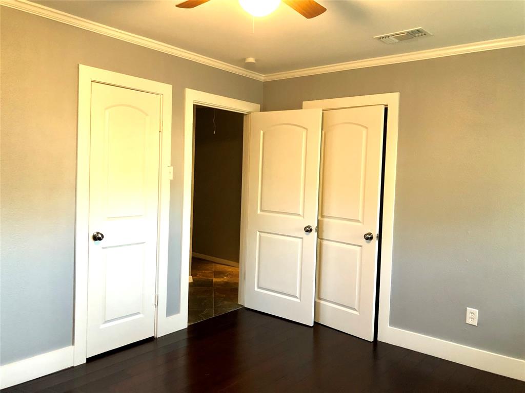 5607 1 Edith Street, Houston, Texas 77081, 3 Bedrooms Bedrooms, 8 Rooms Rooms,2 BathroomsBathrooms,Single-family,For Sale,Edith,88594489