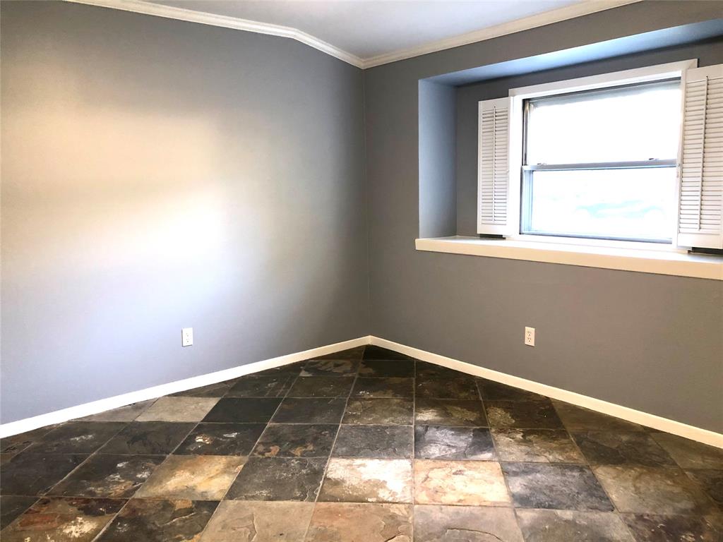 5607 1 Edith Street, Houston, Texas 77081, 3 Bedrooms Bedrooms, 8 Rooms Rooms,2 BathroomsBathrooms,Single-family,For Sale,Edith,88594489