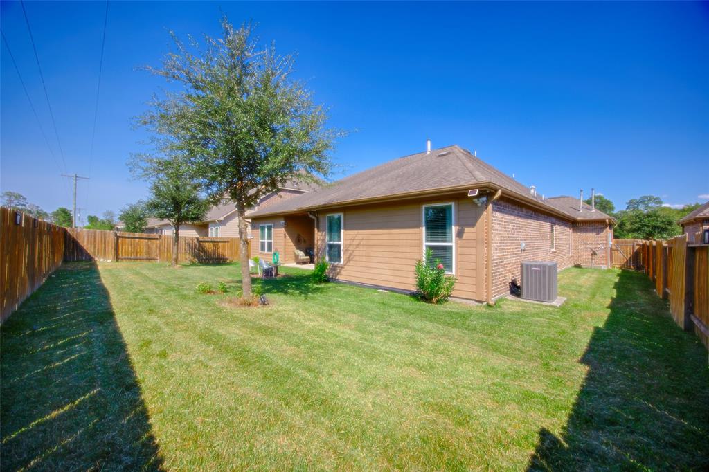 9007 1 Harley Claire Street, Conroe, Texas 77304, 4 Bedrooms Bedrooms, 8 Rooms Rooms,2 BathroomsBathrooms,Single-family,For Sale,Harley Claire,72599883