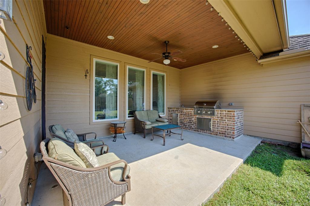 9007 1 Harley Claire Street, Conroe, Texas 77304, 4 Bedrooms Bedrooms, 8 Rooms Rooms,2 BathroomsBathrooms,Single-family,For Sale,Harley Claire,72599883