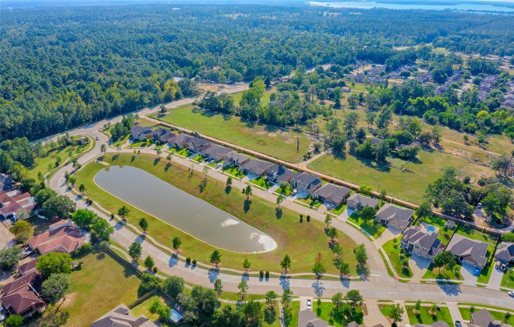 9007 1 Harley Claire Street, Conroe, Texas 77304, 4 Bedrooms Bedrooms, 8 Rooms Rooms,2 BathroomsBathrooms,Single-family,For Sale,Harley Claire,72599883