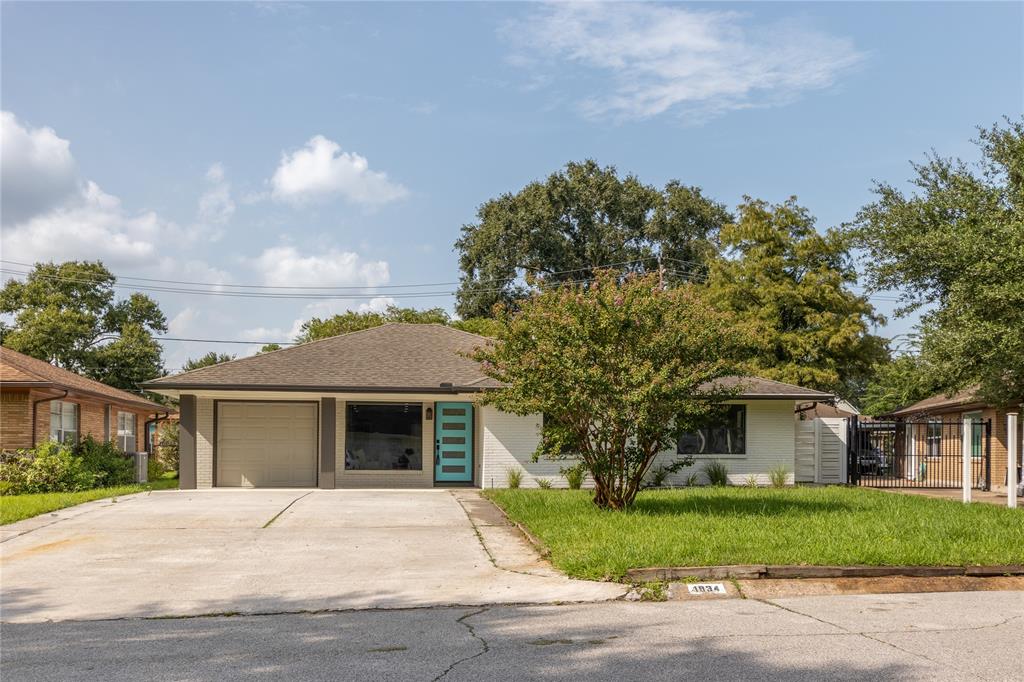 1934 1 Brimberry Street, Houston, Texas 77018, 4 Bedrooms Bedrooms, 4 Rooms Rooms,2 BathroomsBathrooms,Single-family,For Sale,Brimberry,46501753