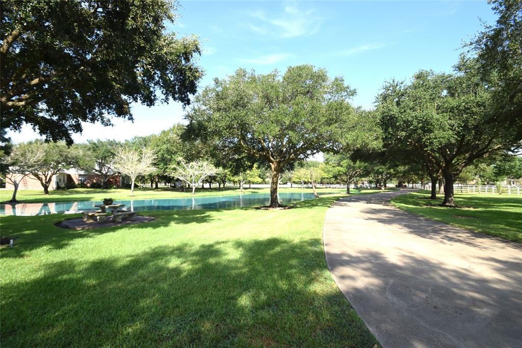 Katy, TX 77493,10 LAKEFIELD TRAIL