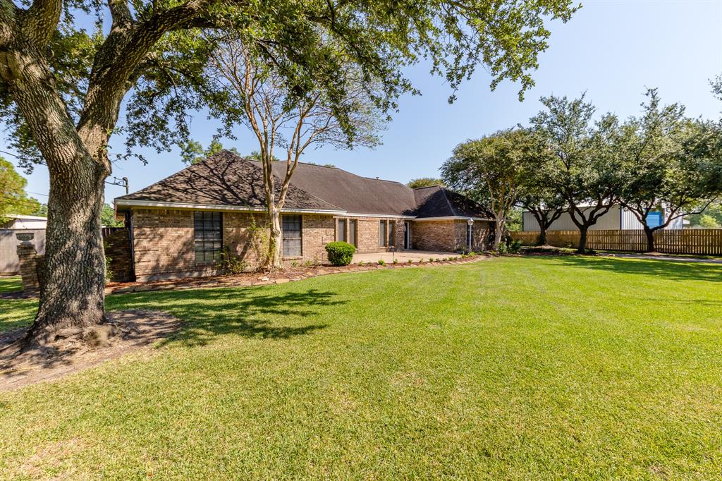 La Porte, TX 77571,10801 Elizabeth Lane LN