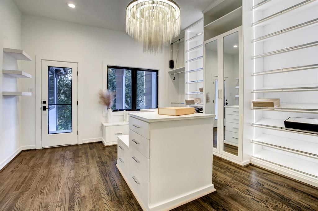 5158 2 Huckleberry Circle, Houston, Texas 77056, 7 Bedrooms Bedrooms, 7 Rooms Rooms,7 BathroomsBathrooms,Single-family,For Sale,Huckleberry,80187481