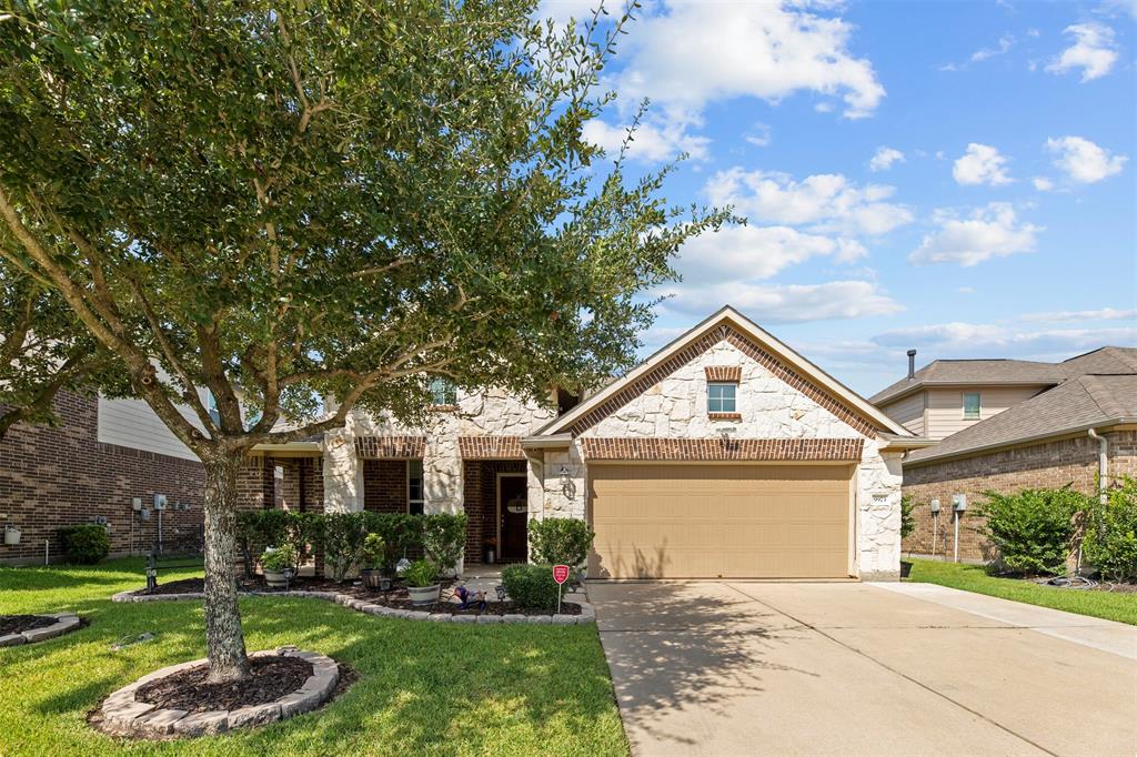 9973 Stone Creek LN, Brookshire, TX 77423