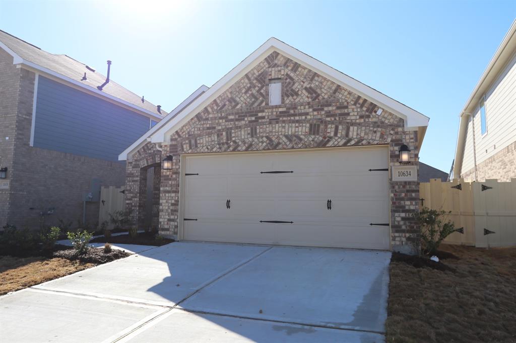 10634 1 Whitejacket Way, Conroe, Texas 77385, 3 Bedrooms Bedrooms, 5 Rooms Rooms,2 BathroomsBathrooms,Single-family,For Sale,Whitejacket,79073198