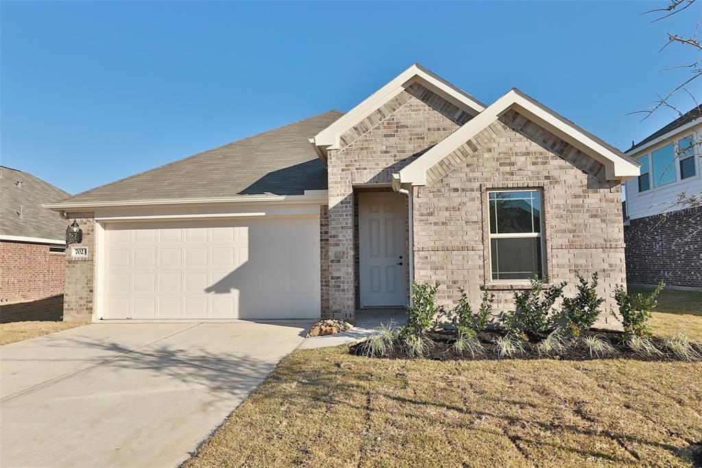 7023 1 Terra Drive, Manvel, Texas 77578, 3 Bedrooms Bedrooms, 4 Rooms Rooms,2 BathroomsBathrooms,Single-family,For Sale,Terra,50890718