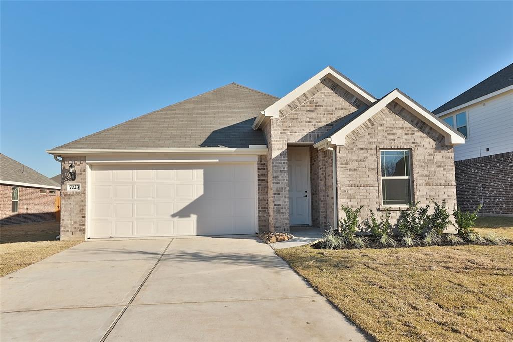 7023 1 Terra Drive, Manvel, Texas 77578, 3 Bedrooms Bedrooms, 4 Rooms Rooms,2 BathroomsBathrooms,Single-family,For Sale,Terra,50890718