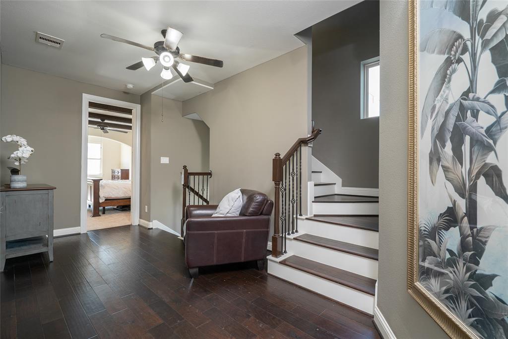 1615 3 Winter Street, Houston, Texas 77007, 3 Bedrooms Bedrooms, 8 Rooms Rooms,3 BathroomsBathrooms,Single-family,For Sale,Winter,71002769