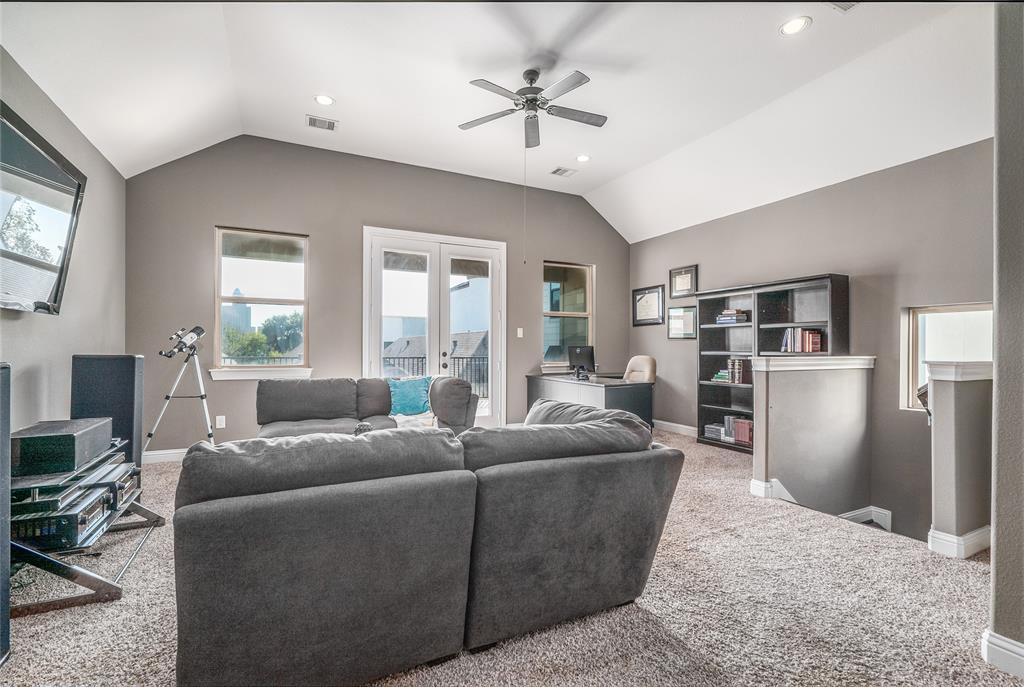 1615 3 Winter Street, Houston, Texas 77007, 3 Bedrooms Bedrooms, 8 Rooms Rooms,3 BathroomsBathrooms,Single-family,For Sale,Winter,71002769