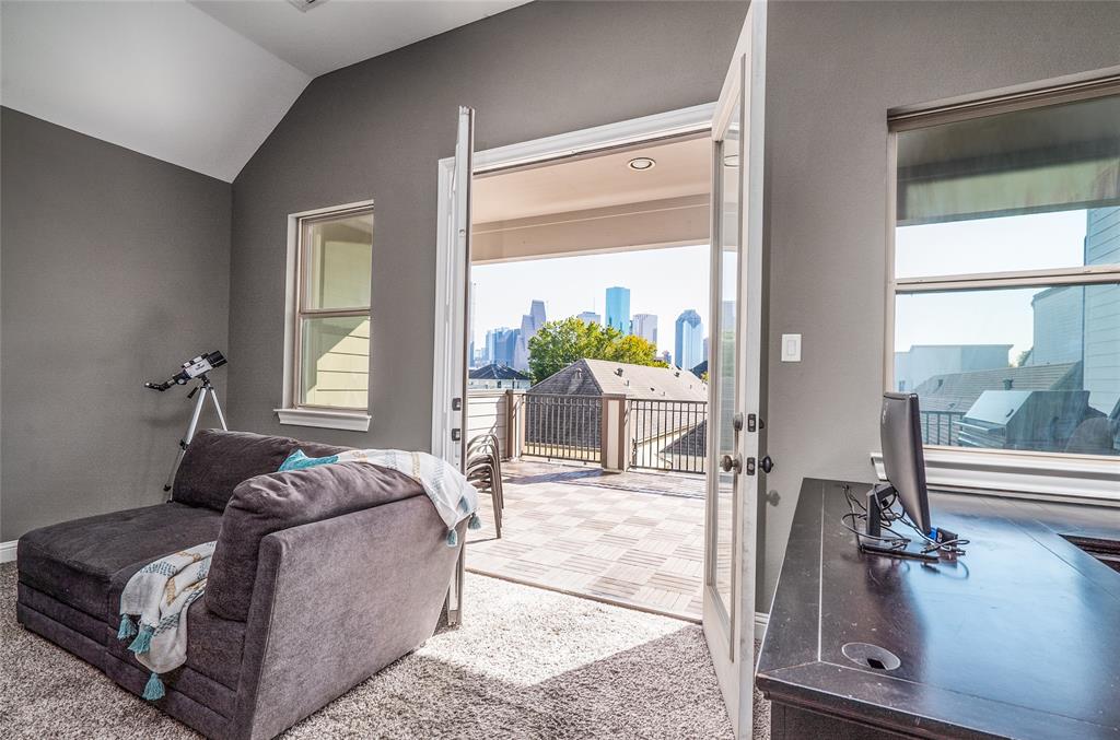 1615 3 Winter Street, Houston, Texas 77007, 3 Bedrooms Bedrooms, 8 Rooms Rooms,3 BathroomsBathrooms,Single-family,For Sale,Winter,71002769