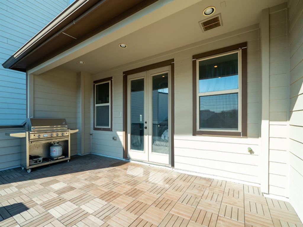1615 3 Winter Street, Houston, Texas 77007, 3 Bedrooms Bedrooms, 8 Rooms Rooms,3 BathroomsBathrooms,Single-family,For Sale,Winter,71002769