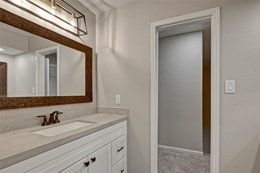41 2 Eagle Court, The Woodlands, Texas 77380, 4 Bedrooms Bedrooms, 5 Rooms Rooms,2 BathroomsBathrooms,Single-family,For Sale,Eagle,57753359
