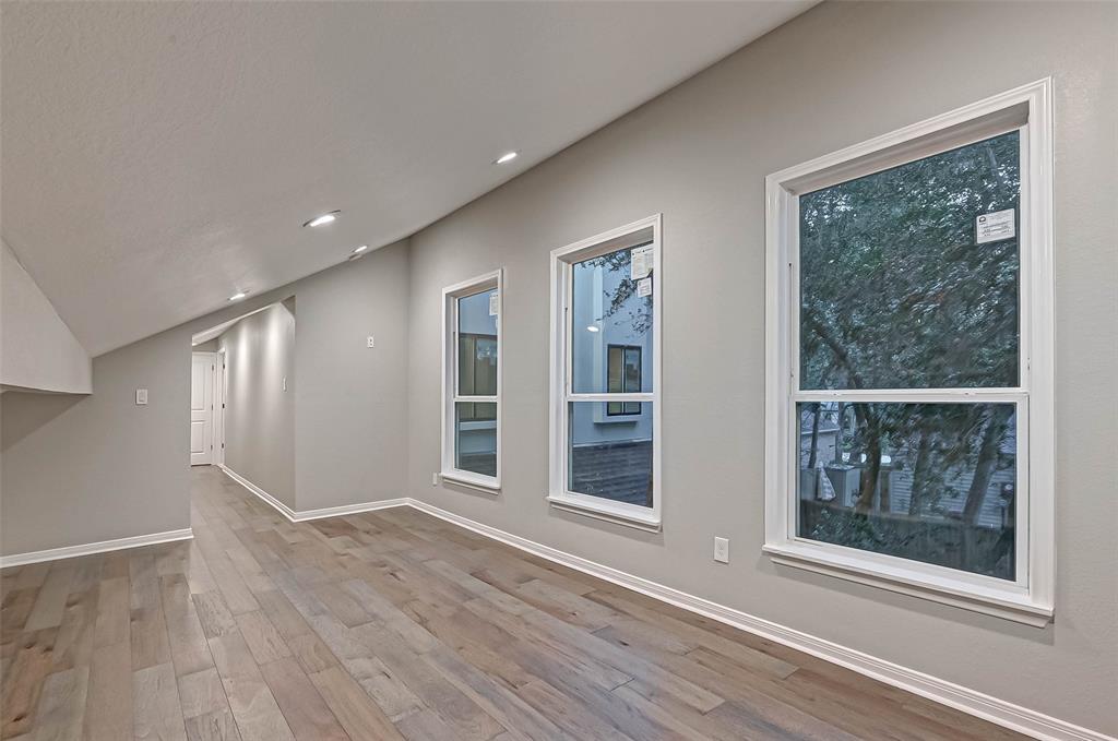 41 2 Eagle Court, The Woodlands, Texas 77380, 4 Bedrooms Bedrooms, 5 Rooms Rooms,2 BathroomsBathrooms,Single-family,For Sale,Eagle,57753359