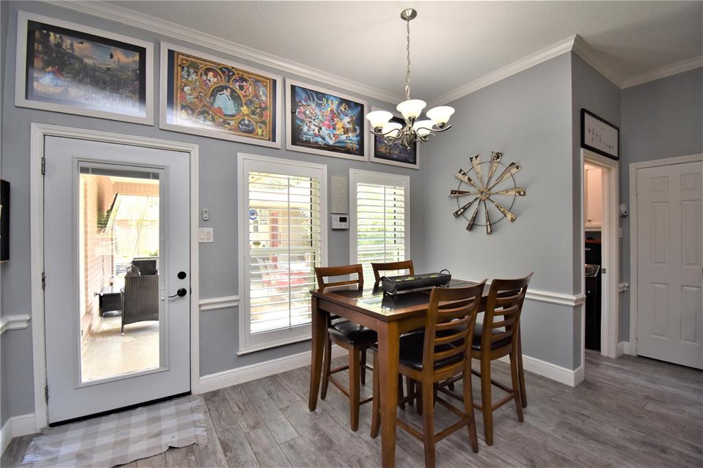 718 1 Olde Oaks Drive, Dickinson, Texas 77539, 3 Bedrooms Bedrooms, 9 Rooms Rooms,2 BathroomsBathrooms,Single-family,For Sale,Olde Oaks,69400326