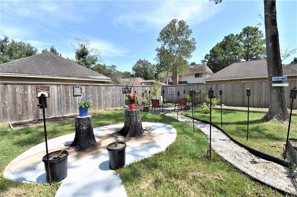 718 1 Olde Oaks Drive, Dickinson, Texas 77539, 3 Bedrooms Bedrooms, 9 Rooms Rooms,2 BathroomsBathrooms,Single-family,For Sale,Olde Oaks,69400326