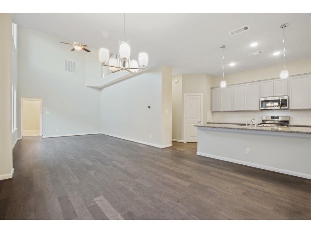 2222 2 Bridgeport Path Drive, Missouri City, Texas 77459, 3 Bedrooms Bedrooms, 9 Rooms Rooms,2 BathroomsBathrooms,Single-family,For Sale,Bridgeport Path,62470113
