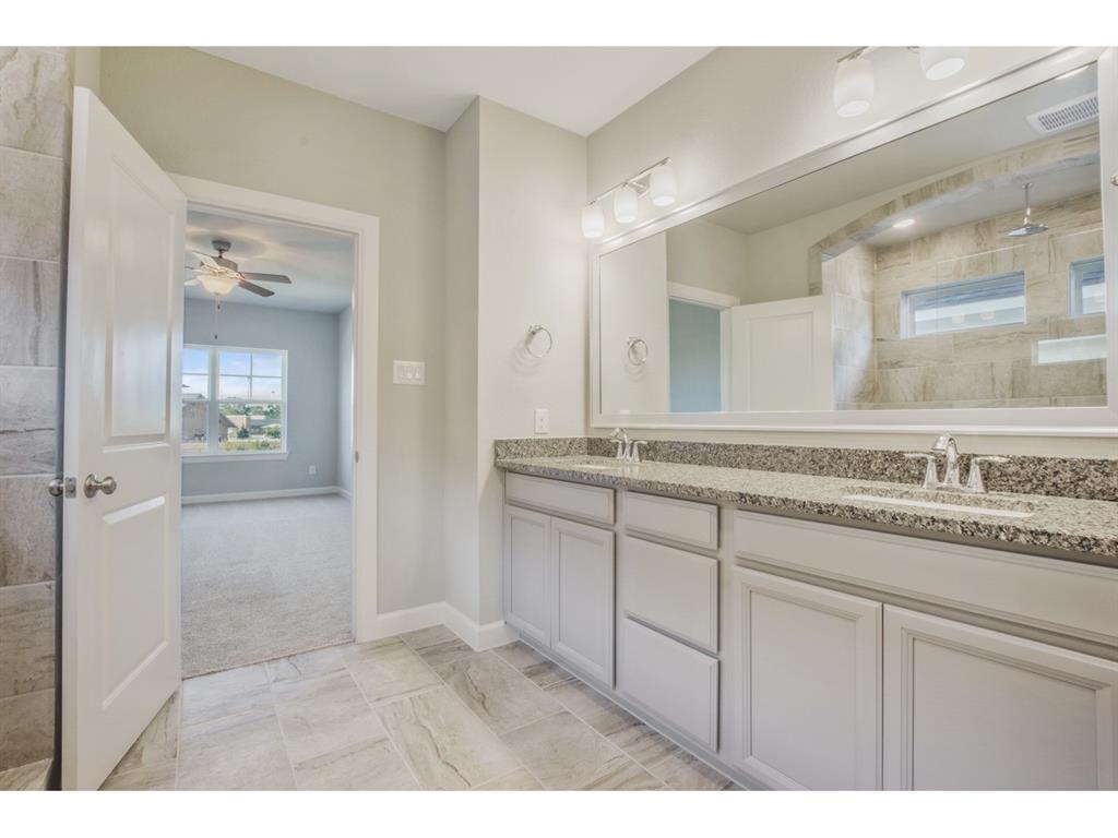 2222 2 Bridgeport Path Drive, Missouri City, Texas 77459, 3 Bedrooms Bedrooms, 9 Rooms Rooms,2 BathroomsBathrooms,Single-family,For Sale,Bridgeport Path,62470113