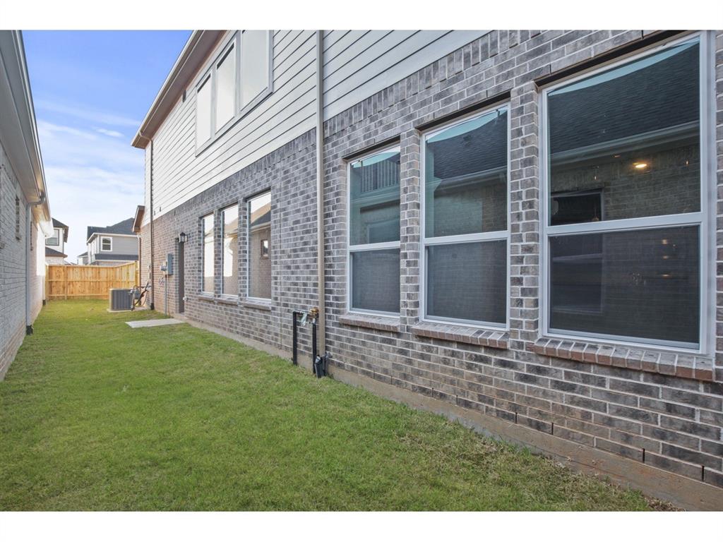 2222 2 Bridgeport Path Drive, Missouri City, Texas 77459, 3 Bedrooms Bedrooms, 9 Rooms Rooms,2 BathroomsBathrooms,Single-family,For Sale,Bridgeport Path,62470113