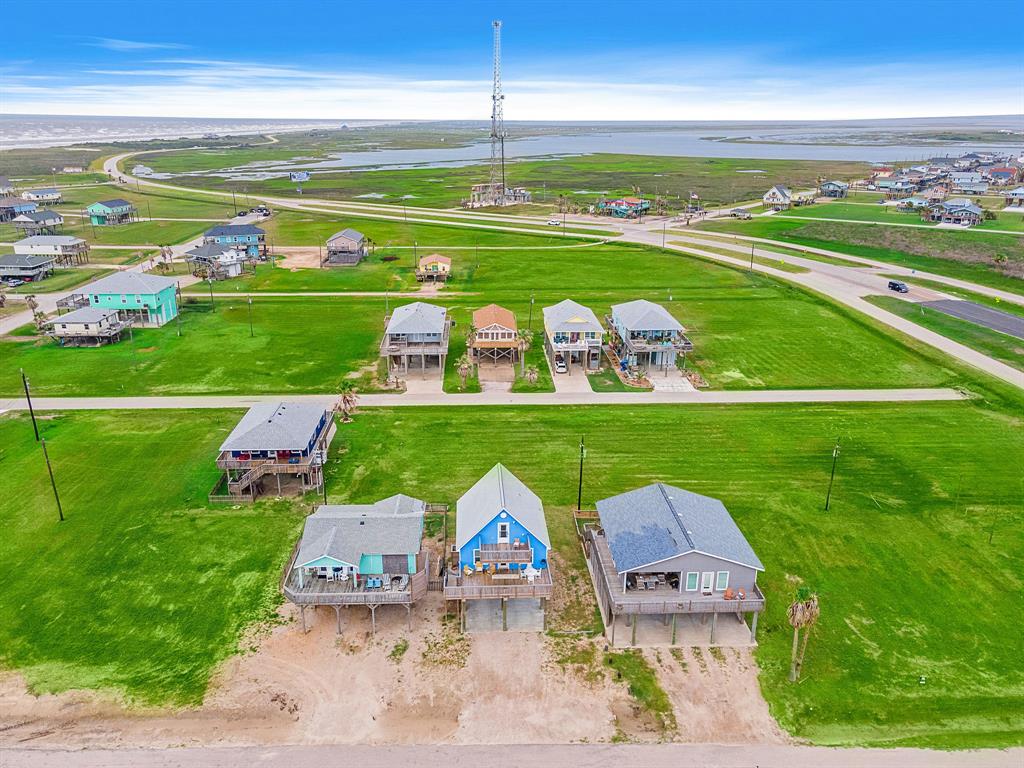 13225 2 Gulf Beach Drive, Freeport, Texas 77541, 3 Bedrooms Bedrooms, 3 Rooms Rooms,2 BathroomsBathrooms,Single-family,For Sale,Gulf Beach,92969663