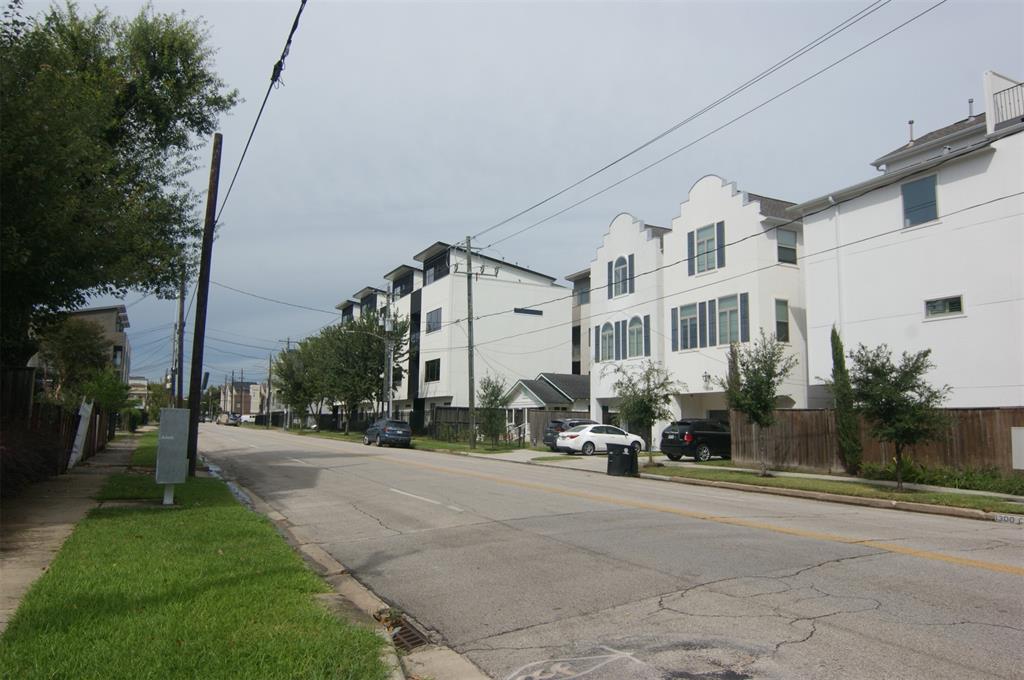 1311 Crockett Street, Houston, Texas 77007, ,Lots,For Sale,Crockett,84180396