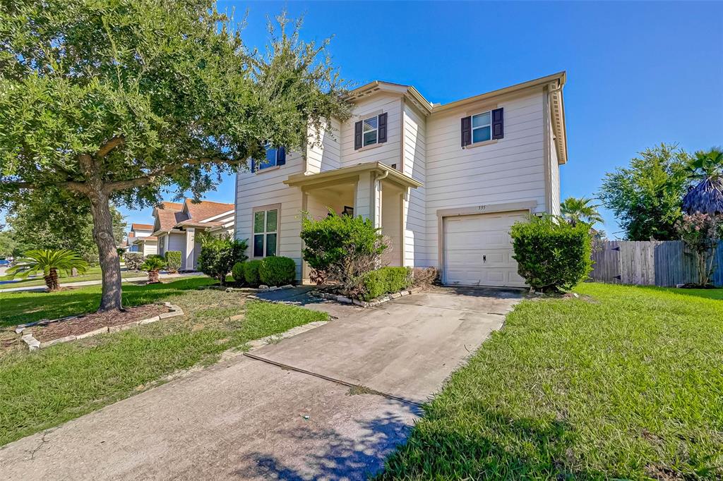 335 Silky Leaf DR, Houston, TX 77073