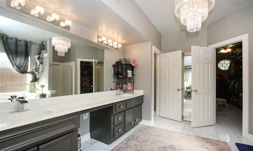 8519 2 Forest Lane, Sugar Land, Texas 77479, 4 Bedrooms Bedrooms, 10 Rooms Rooms,3 BathroomsBathrooms,Single-family,For Sale,Forest,58335333