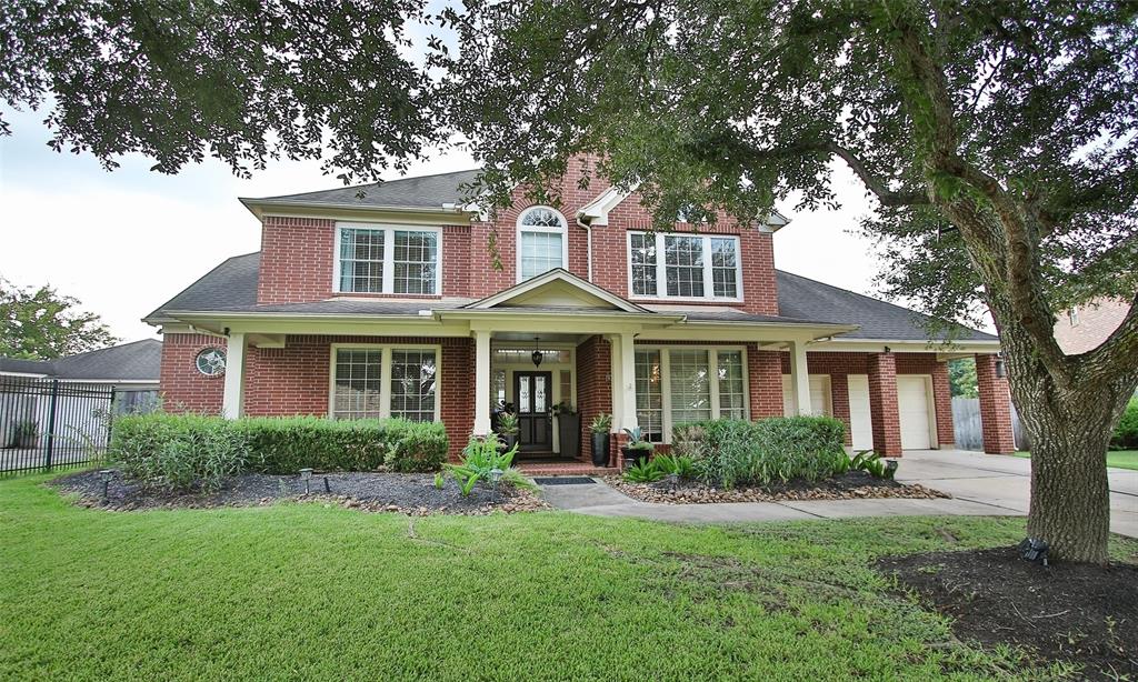 8519 2 Forest Lane, Sugar Land, Texas 77479, 4 Bedrooms Bedrooms, 10 Rooms Rooms,3 BathroomsBathrooms,Single-family,For Sale,Forest,58335333