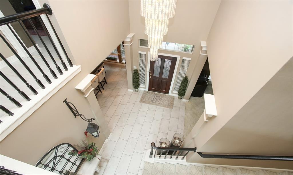 8519 2 Forest Lane, Sugar Land, Texas 77479, 4 Bedrooms Bedrooms, 10 Rooms Rooms,3 BathroomsBathrooms,Single-family,For Sale,Forest,58335333