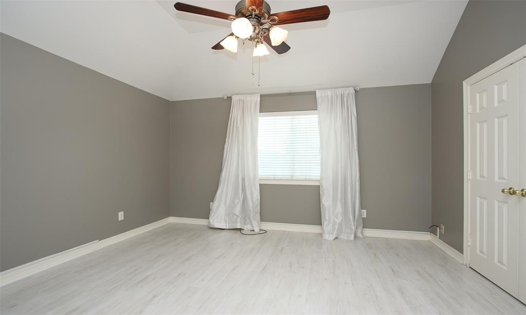 8519 2 Forest Lane, Sugar Land, Texas 77479, 4 Bedrooms Bedrooms, 10 Rooms Rooms,3 BathroomsBathrooms,Single-family,For Sale,Forest,58335333