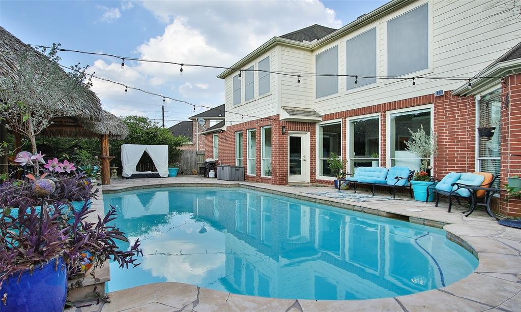 8519 2 Forest Lane, Sugar Land, Texas 77479, 4 Bedrooms Bedrooms, 10 Rooms Rooms,3 BathroomsBathrooms,Single-family,For Sale,Forest,58335333