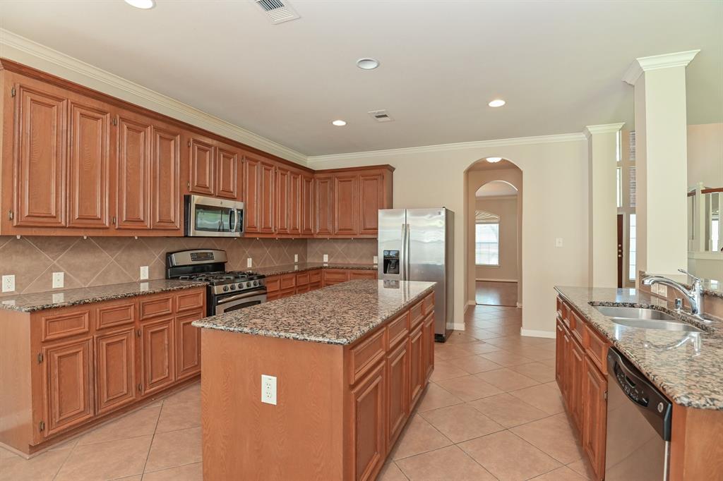 4415 2 Eden Point Lane, Katy, Texas 77494, 5 Bedrooms Bedrooms, 12 Rooms Rooms,3 BathroomsBathrooms,Single-family,For Sale,Eden Point,64817202