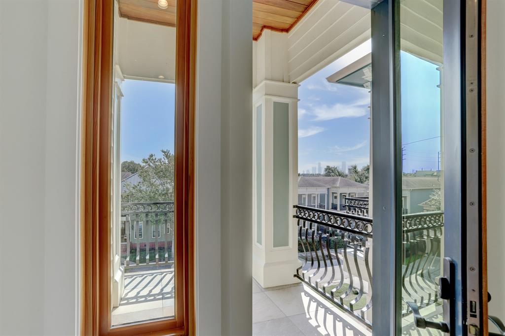 819 3 Nicholson Street, Houston, Texas 77007, 3 Bedrooms Bedrooms, 14 Rooms Rooms,3 BathroomsBathrooms,Single-family,For Sale,Nicholson,64013367