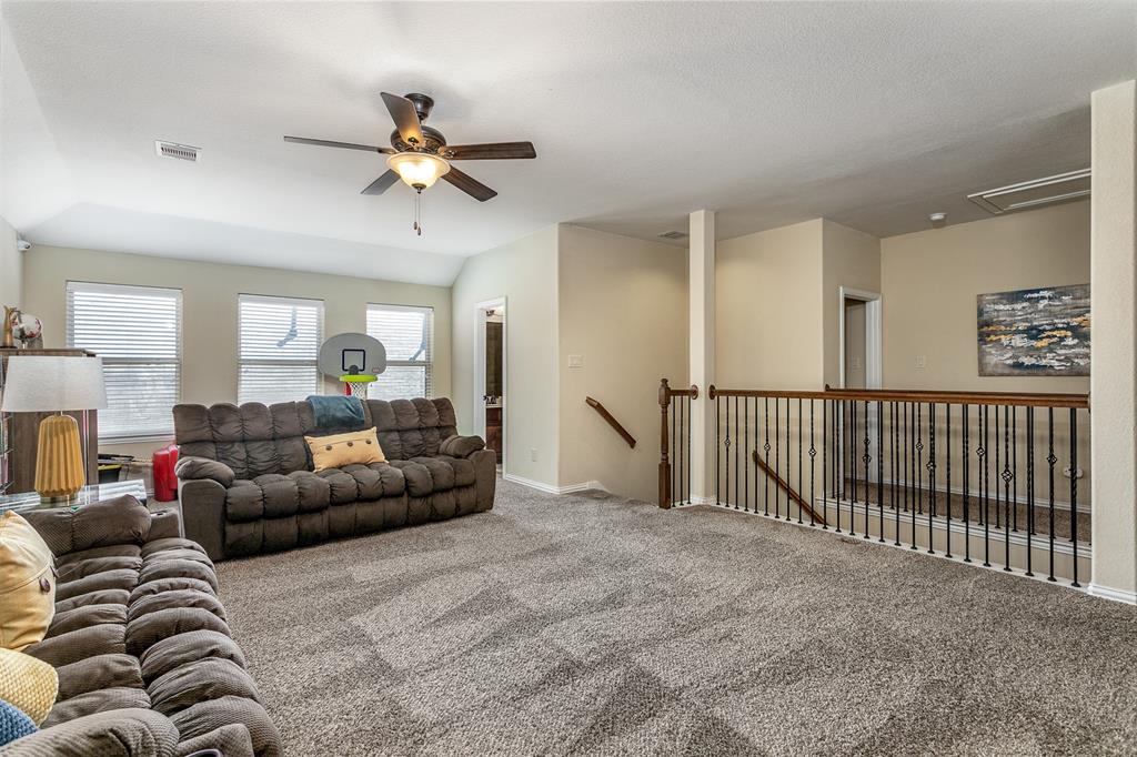 7310 2 Eastpoint Boulevard, Baytown, Texas 77521, 5 Bedrooms Bedrooms, 10 Rooms Rooms,3 BathroomsBathrooms,Single-family,For Sale,Eastpoint,59742093