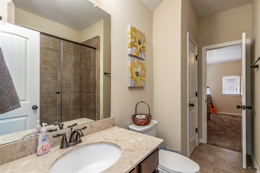 7310 2 Eastpoint Boulevard, Baytown, Texas 77521, 5 Bedrooms Bedrooms, 10 Rooms Rooms,3 BathroomsBathrooms,Single-family,For Sale,Eastpoint,59742093
