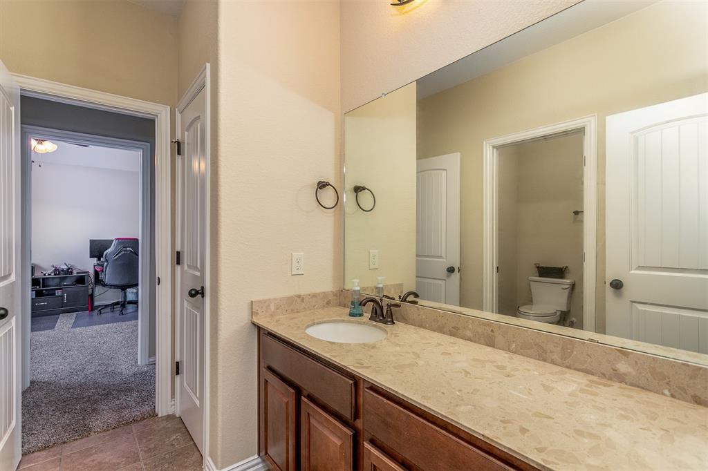 7310 2 Eastpoint Boulevard, Baytown, Texas 77521, 5 Bedrooms Bedrooms, 10 Rooms Rooms,3 BathroomsBathrooms,Single-family,For Sale,Eastpoint,59742093