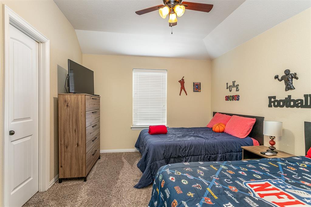 7310 2 Eastpoint Boulevard, Baytown, Texas 77521, 5 Bedrooms Bedrooms, 10 Rooms Rooms,3 BathroomsBathrooms,Single-family,For Sale,Eastpoint,59742093